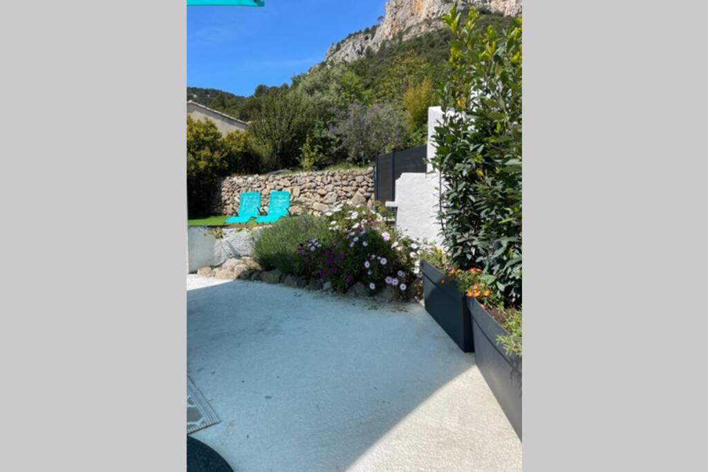 Maison Avec Jardin, Parking Entre Mer Et Montagne Le Revest-le-Eaux ภายนอก รูปภาพ