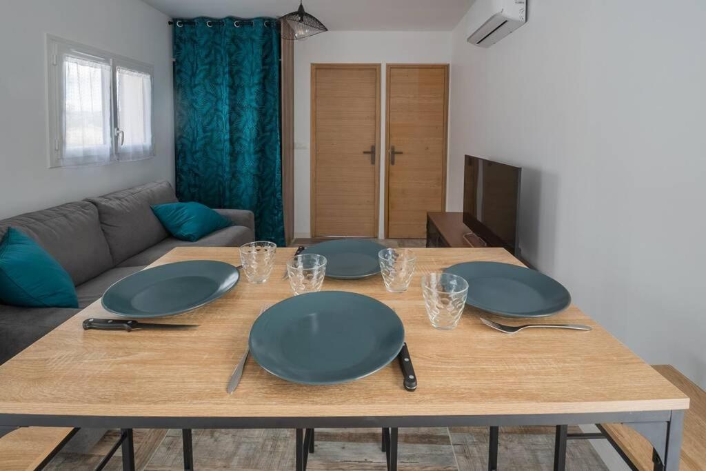 Maison Avec Jardin, Parking Entre Mer Et Montagne Le Revest-le-Eaux ภายนอก รูปภาพ